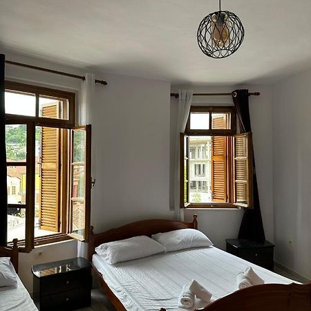 Central Charm Apartments Vlore Luaran gambar