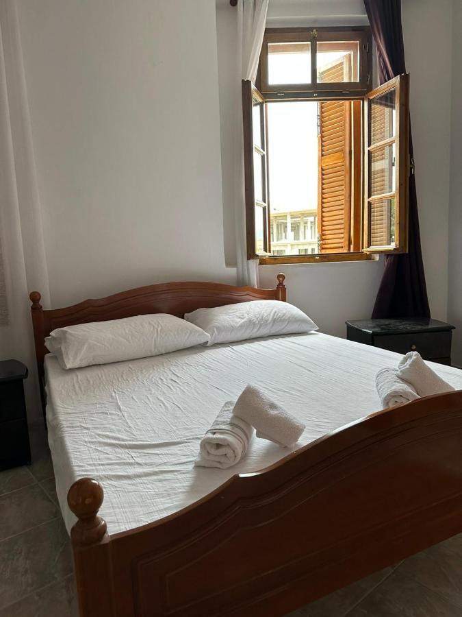 Central Charm Apartments Vlore Luaran gambar