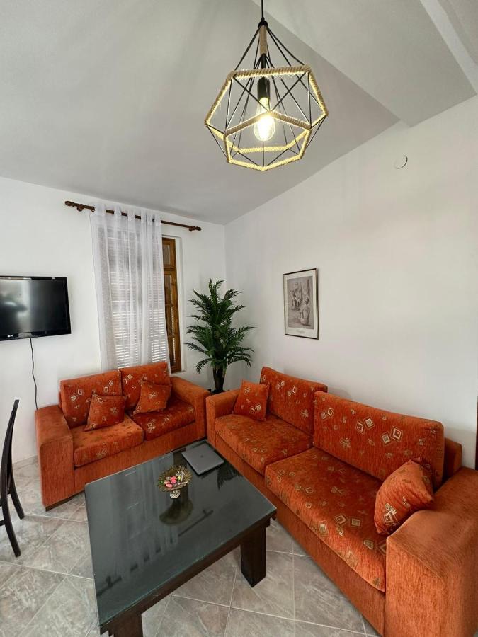 Central Charm Apartments Vlore Luaran gambar