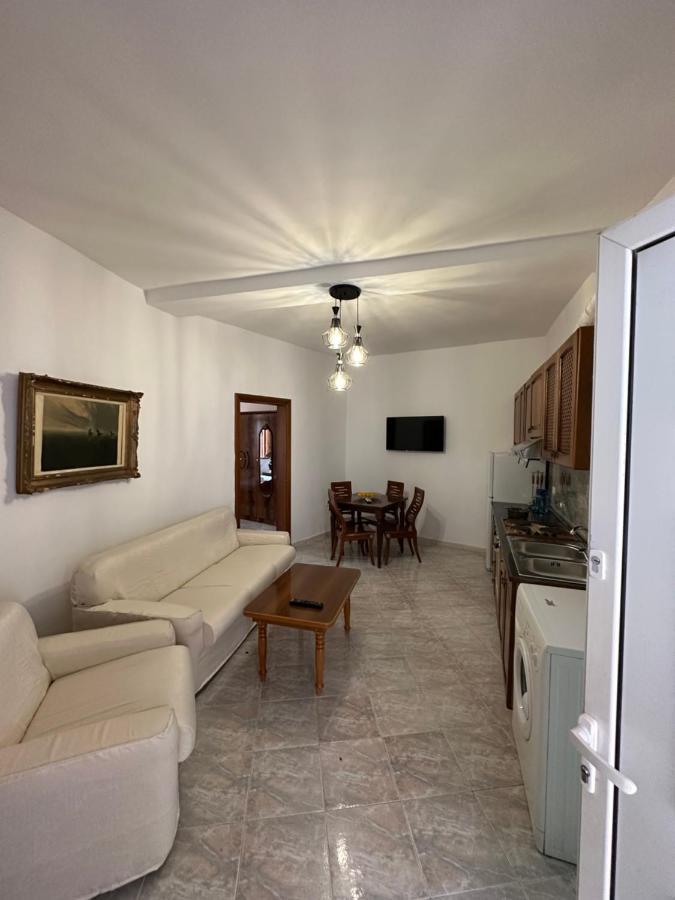 Central Charm Apartments Vlore Luaran gambar