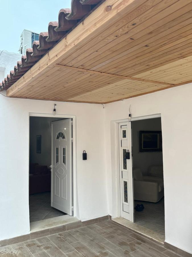 Central Charm Apartments Vlore Luaran gambar