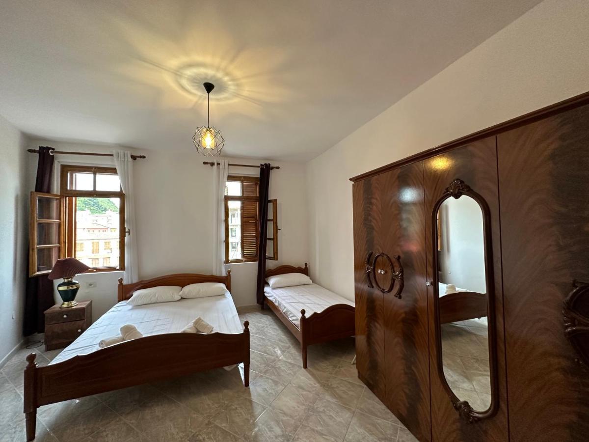 Central Charm Apartments Vlore Luaran gambar