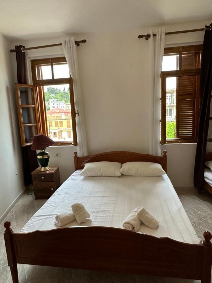 Central Charm Apartments Vlore Luaran gambar