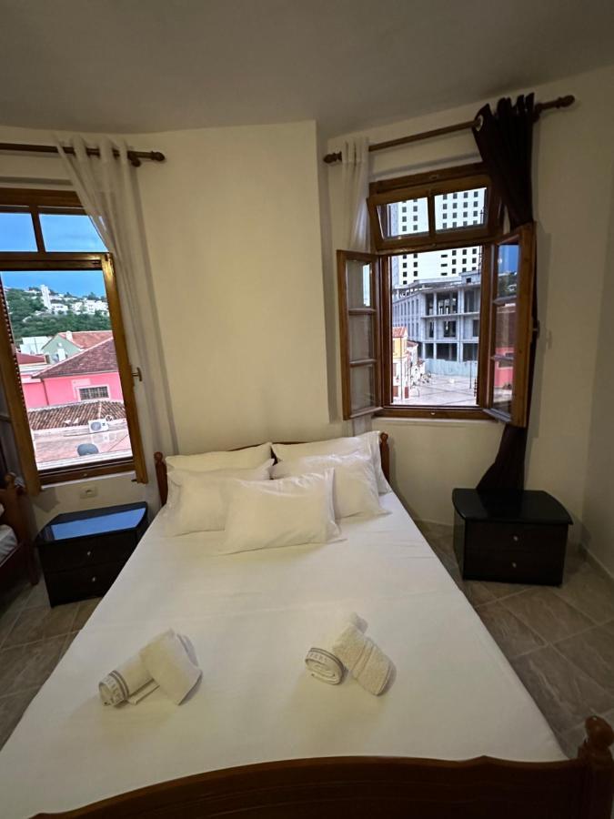 Central Charm Apartments Vlore Luaran gambar