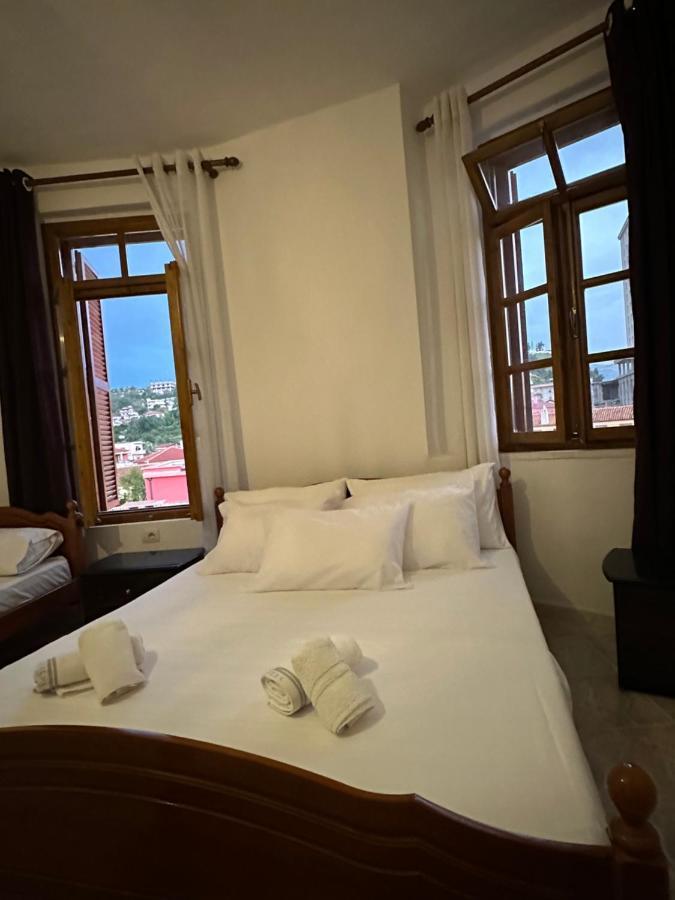 Central Charm Apartments Vlore Luaran gambar